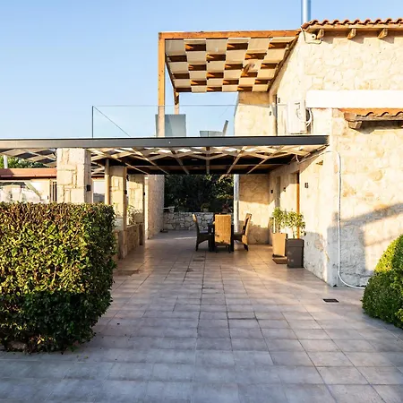 Gina Luxury Maisonette Villa Galipe