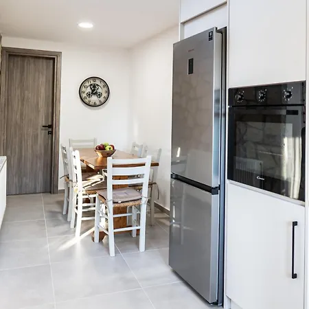 Villa Gina Luxury Maisonette *